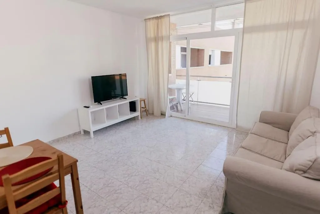 2 Bedroom Apartment Lloret De Mar Terrace & Pool